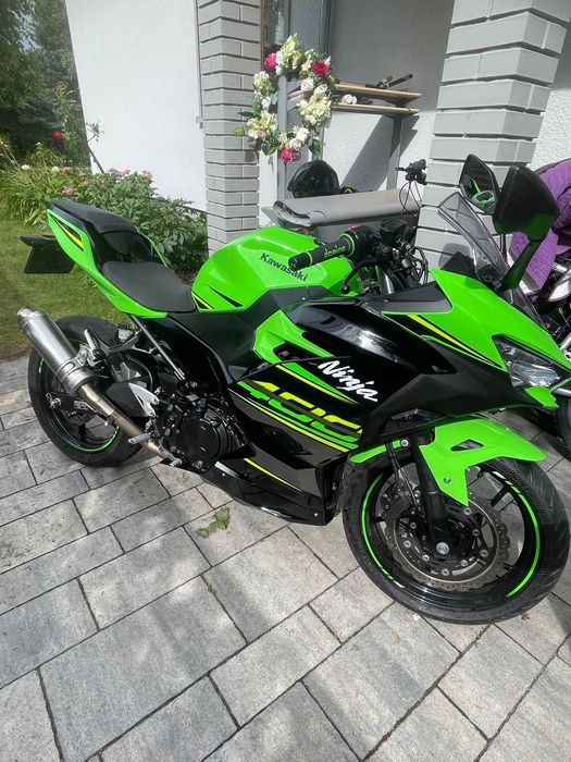 Kawasaki Ninja 400 Kawasaki Ninja 400 2018 | 399 cm³ | ABS | Sportowy wydech
