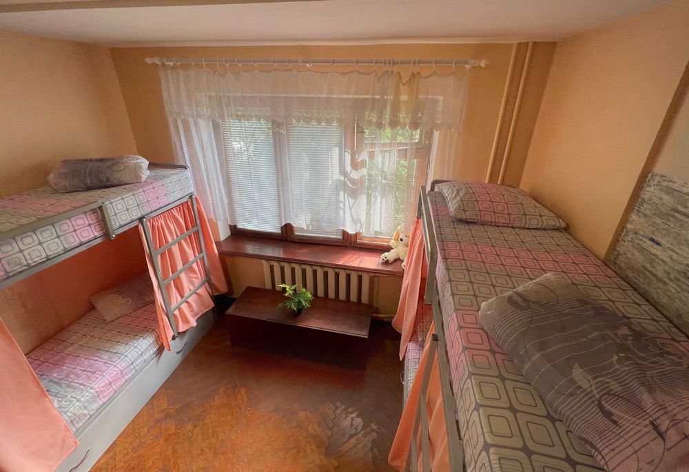 Хостел 1 этаж, метро Левобережная, ТРЦ Комод — лучшая цена!