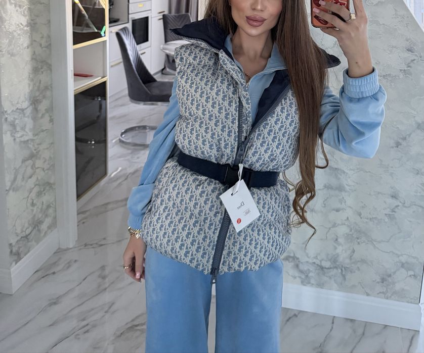 Голубая жилетка люкс бренд