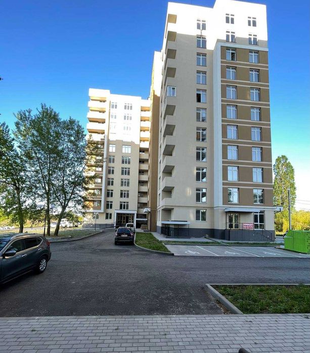 Продаж 2-кім.квартири 60,5 м2 в зданому, заселеному будинку ЖК Французький Бульвар. Індивідуальне газове опалення