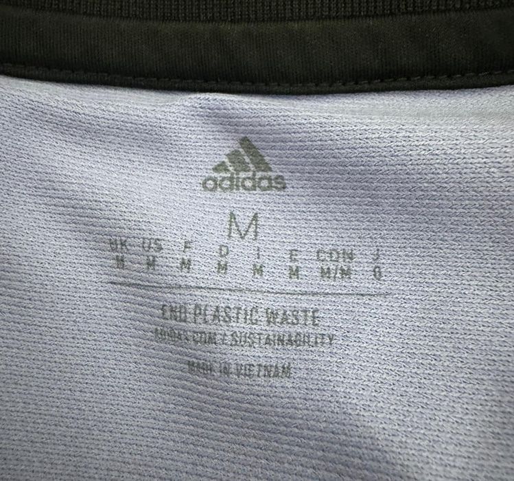T-shirt Adidas Real Madrid tamanho M