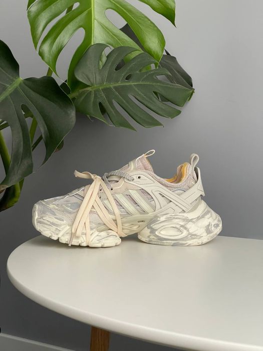 Adidas XLG Runner Deluxe Wonder Beige Unisex