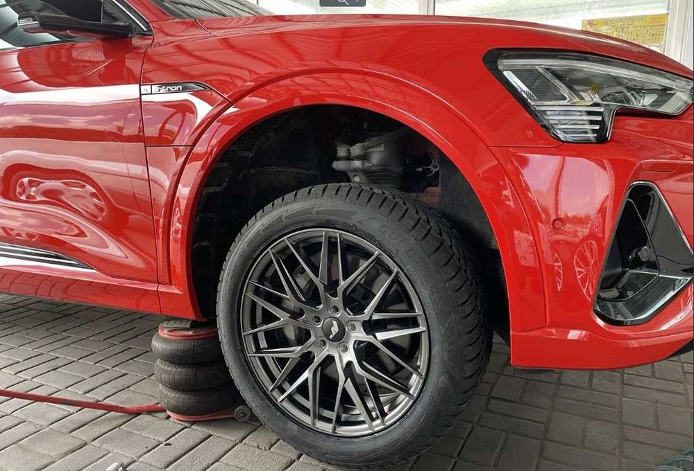 Диски Audi Q7 SQ7 Q8 SQ8 RSQ8 e-tron - R19 и более