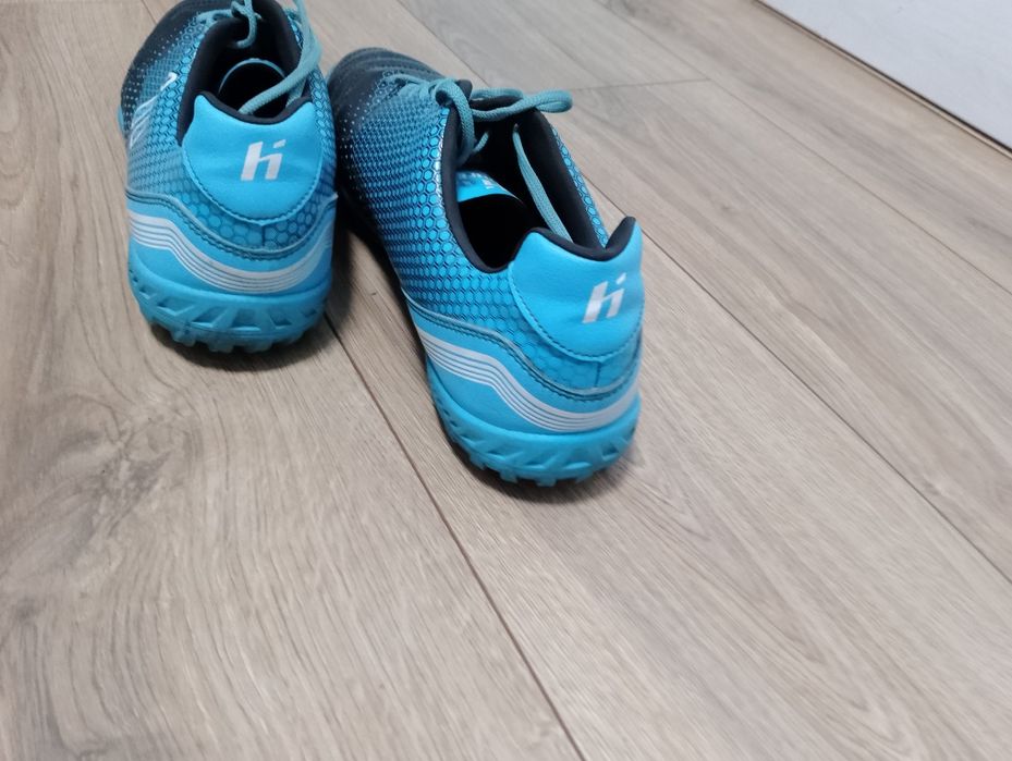 Buty korki do gry w piłkę