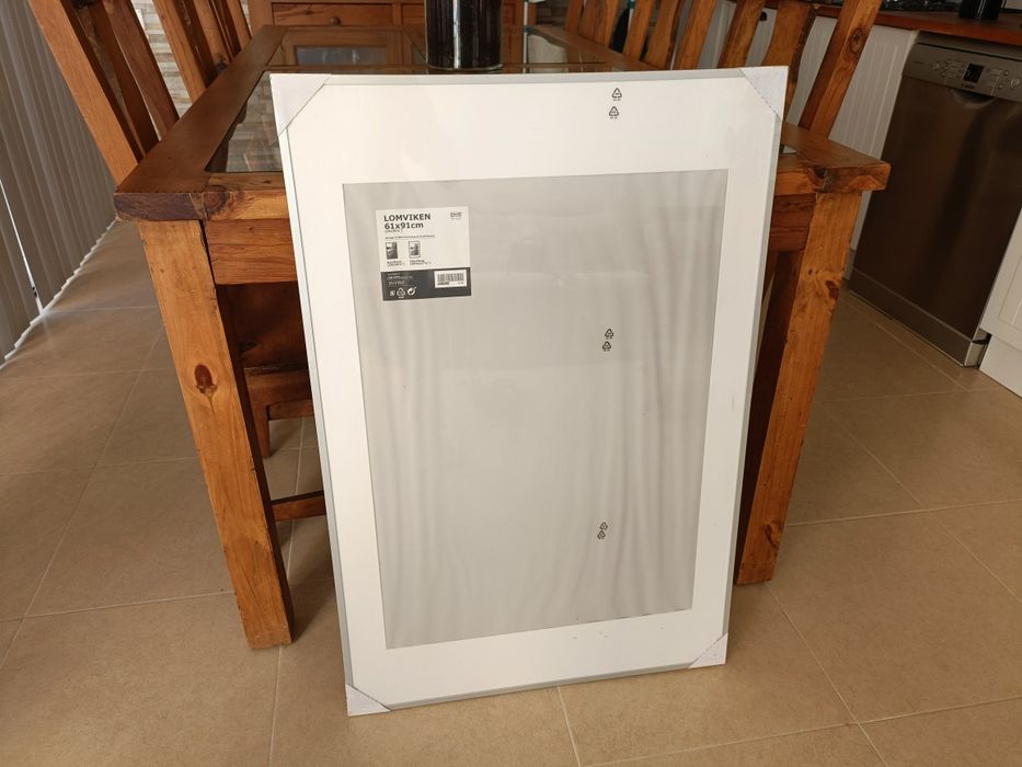 Moldura ikea LOMVIKEN 61X91