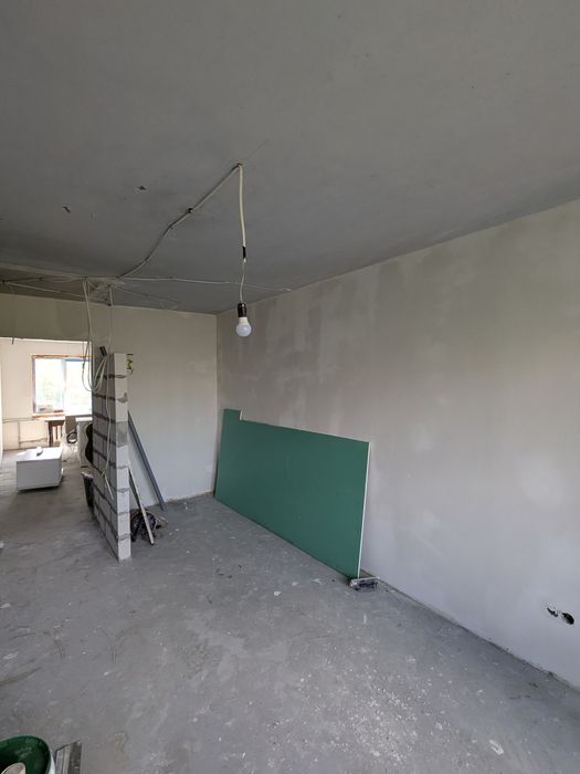 Терміново!  Продаж 2-кімнатни квартири 45,2 м² біля центру