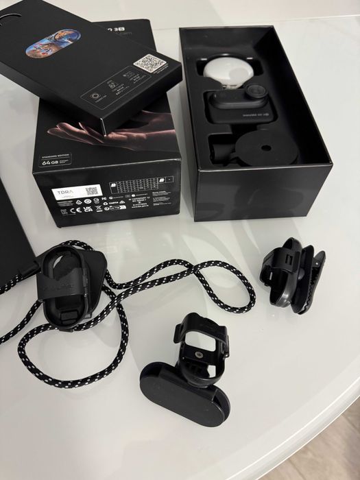 Insta 360 Go 3S 4K Standard Bundle 64GB Black + додаткові кріплення