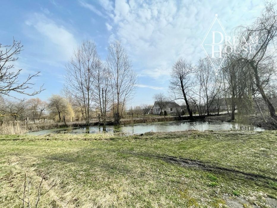 Продаж майногового комплексу