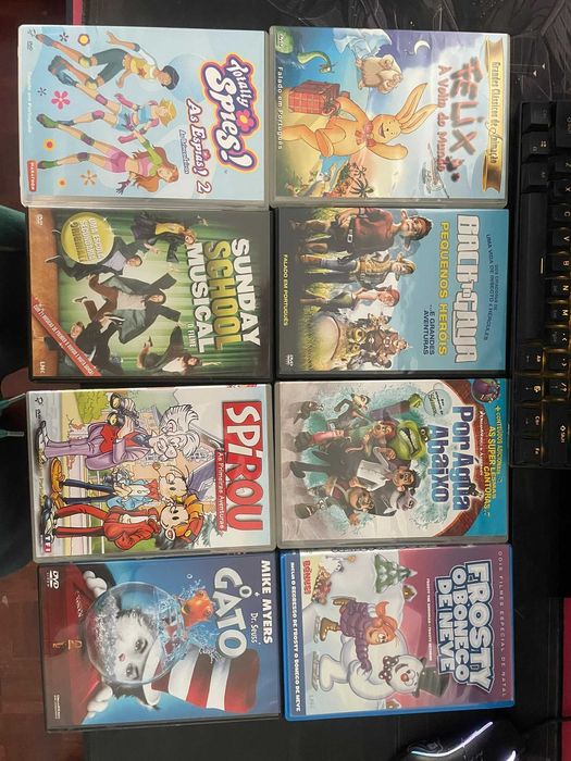 Lote de 8 DVDs Vintage – Filmes e Animações