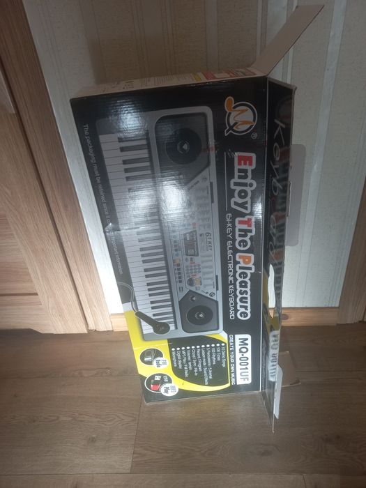 Keyboard 61 klawiszy, nowy