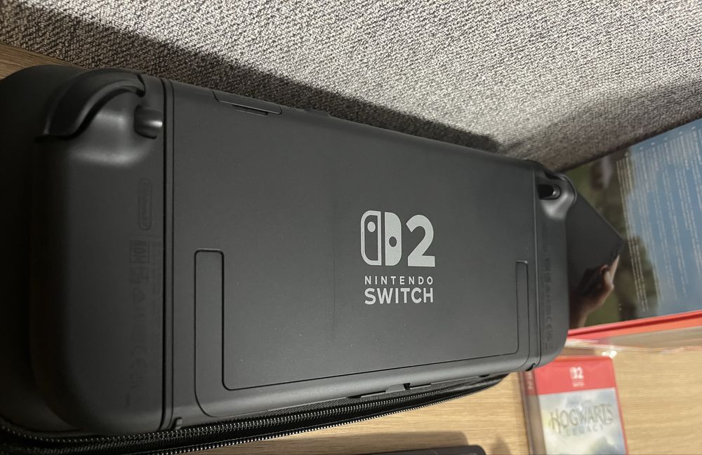Nintendo switch 2 + Hogwarts Legacy game