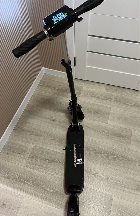 Продам електросамокат G-Scooter
