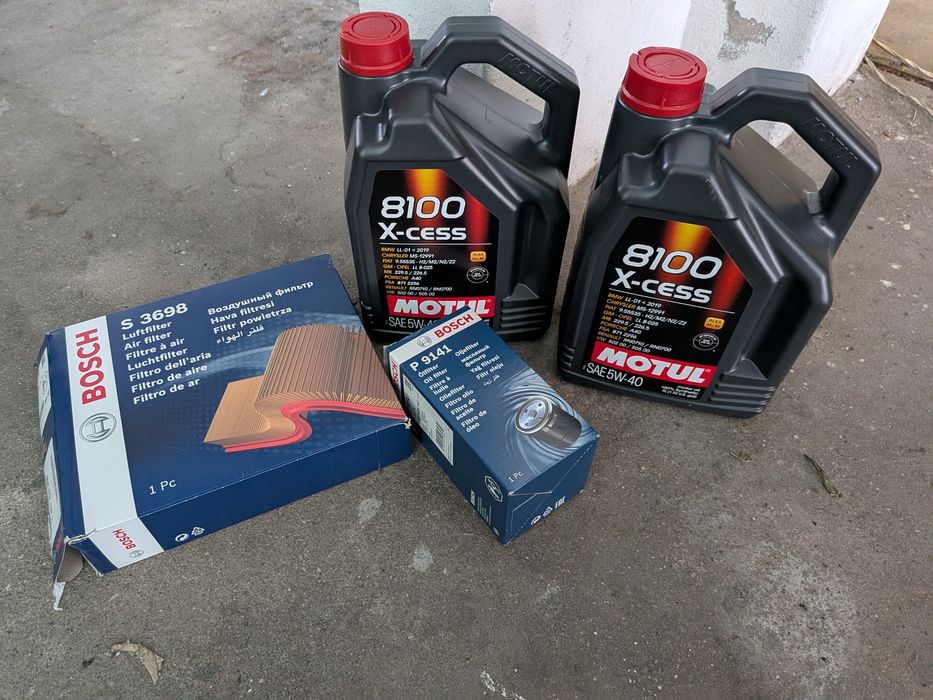 BMW 730i - V8 - Caixa manual