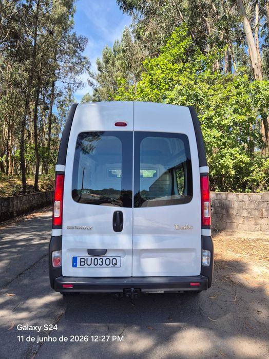 Carrinha Renault Trafic 2.00 dci