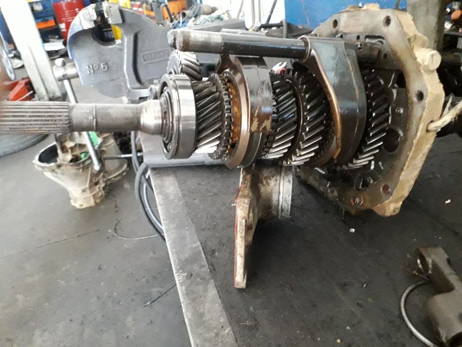 Nissan d 21 caixas de velocidades