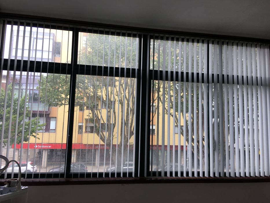 Estores telas verticais em PVC