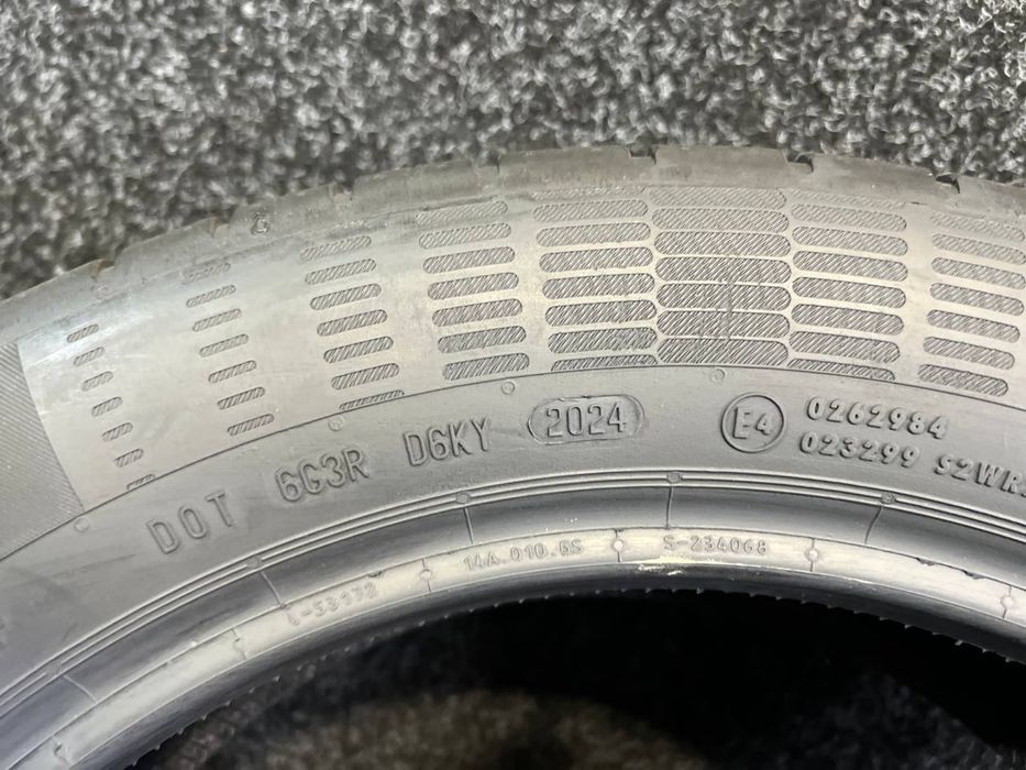 Continental 215/55R17 ContiEcoContact 5