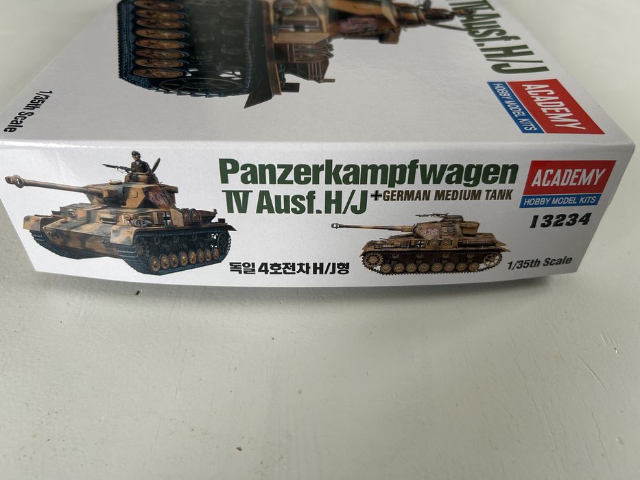 Czołg Panzer IV H/J model do sklejenia Academy 13234
