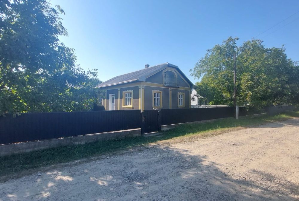 Продам 2 будинки