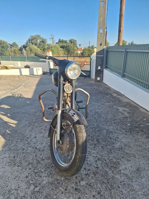 Mota Jawa 250 de 1974