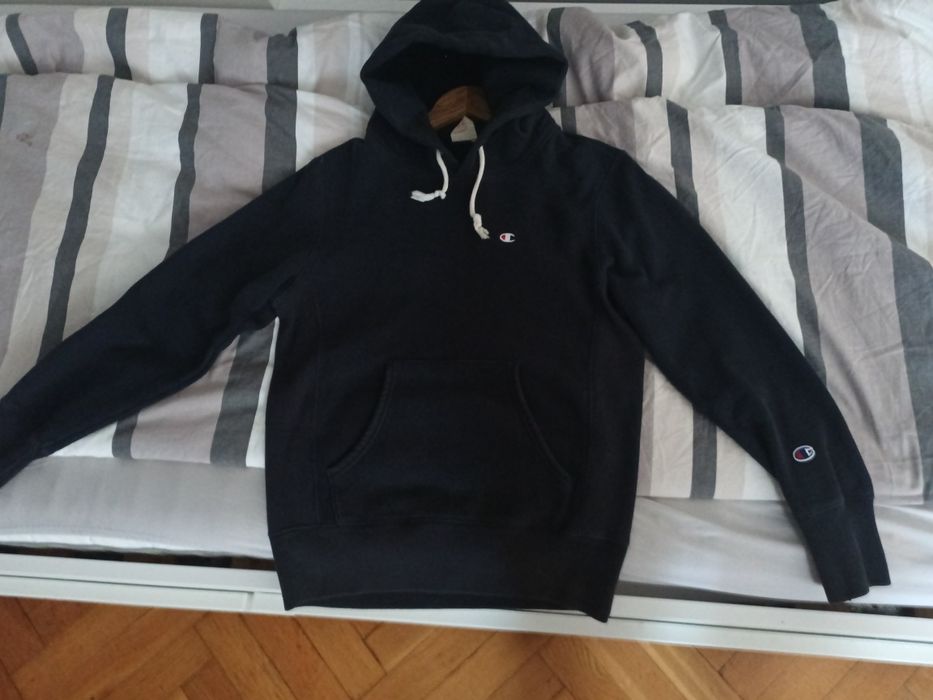 Bluza Champion Reverse Weave Czarna S (Tylko przymierzona)