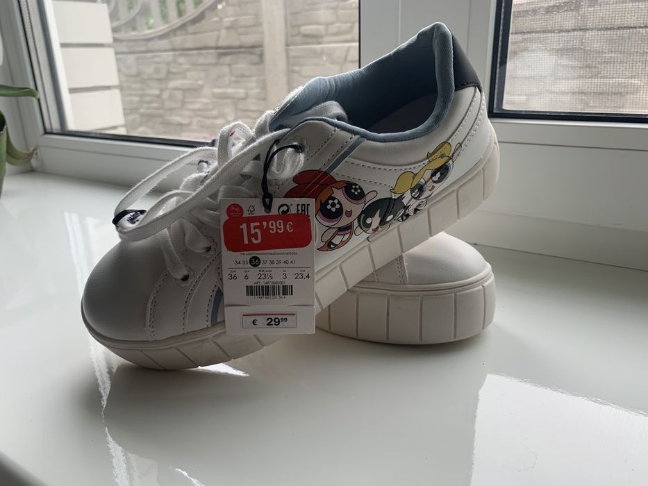 BERSHKA Новые Кроссовки 35-36