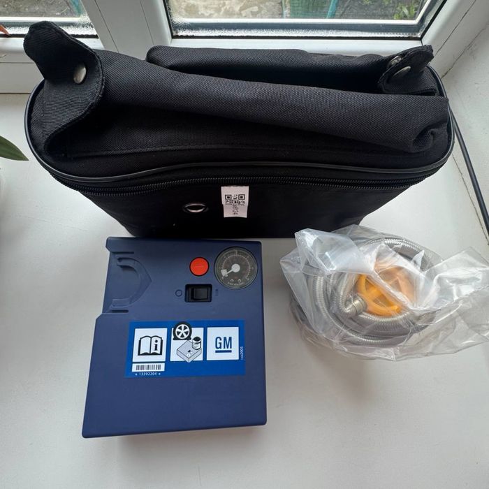 Оригінальний компресор GM + герметик для шин (ремкомплект, новий, в чохлі)