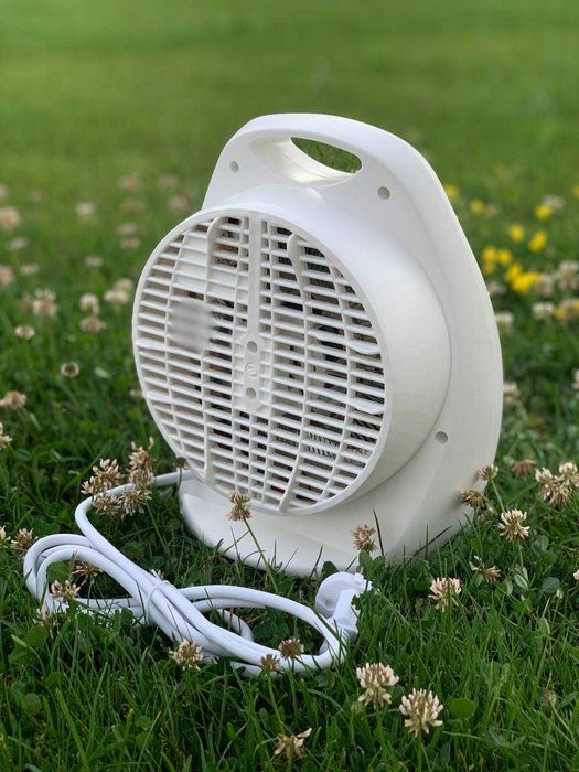 Обігрівач/тепловентилятор GRUNHELM FH-03