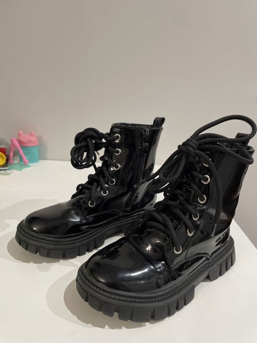 botas pretas verniz sola grossa