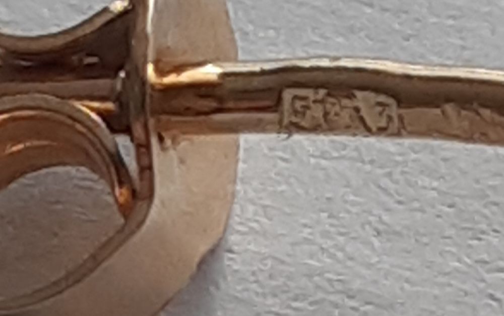 Złoty kolczyk 0,50g próba 585