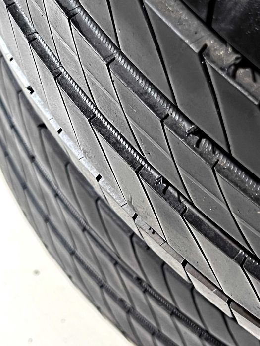 Pneus Michelin Primacy 4 - 215/65/17 - Como NOVOS