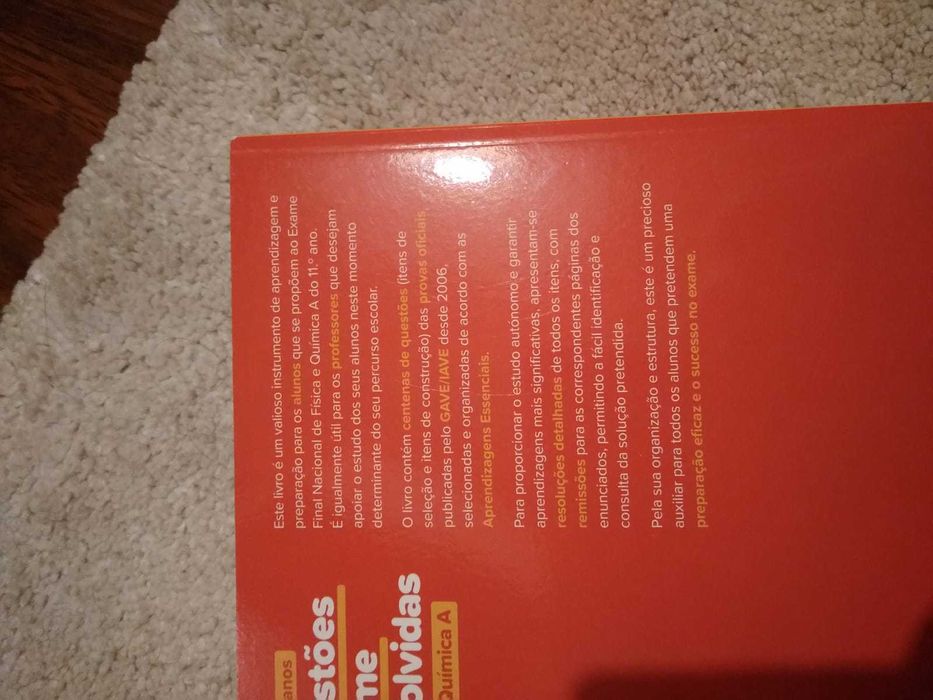 Livro de apoio ao Exame Nacional de Físico-Química
