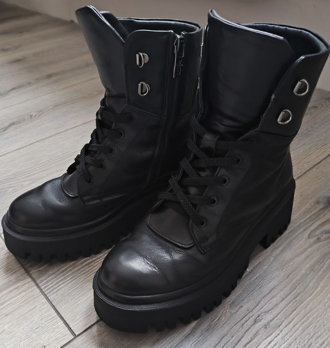 Шкіряні зимові черевики 38 розміру фірми KENTO