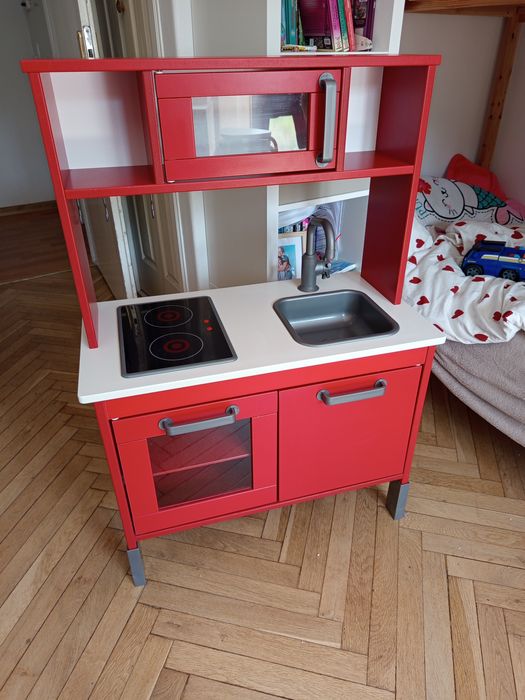 Kuchnia Duktig IKEA czerwona
