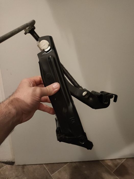 Домкрат для автомобіля Skoda, модель SK 250/252,