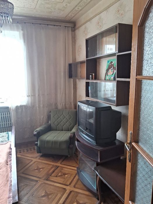 Сдам 2к квартиру коммунальные пополам