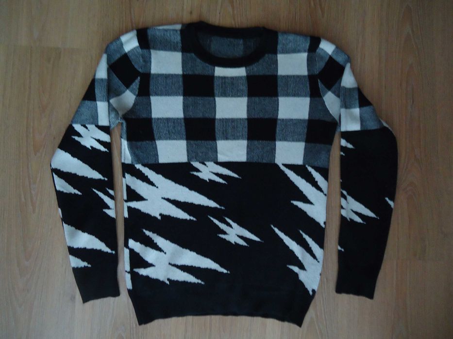 Фирменный красивый женский свитер, р. 44-46, коттон, сост. идеальное.