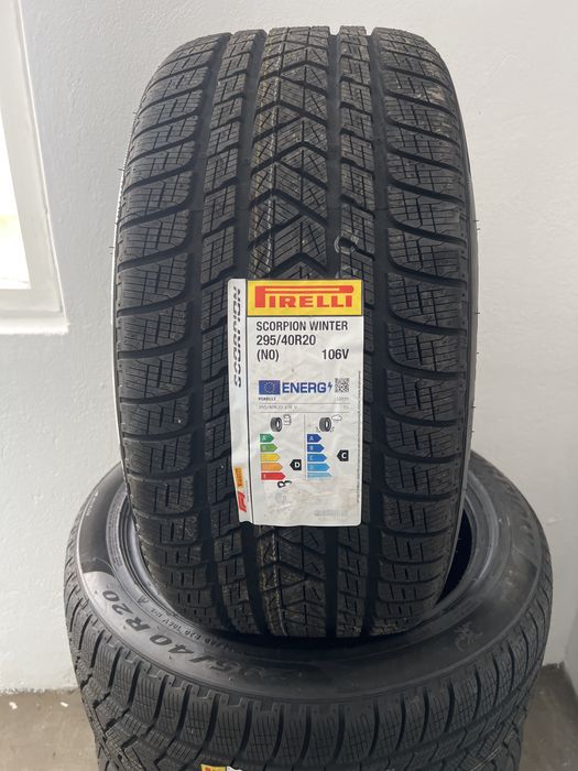Sprzedam nowe opony Pitelli Scorpion Winter 295/40 r20