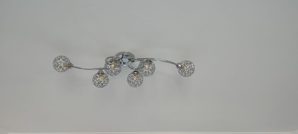 Conjunto de candeeiros para casa