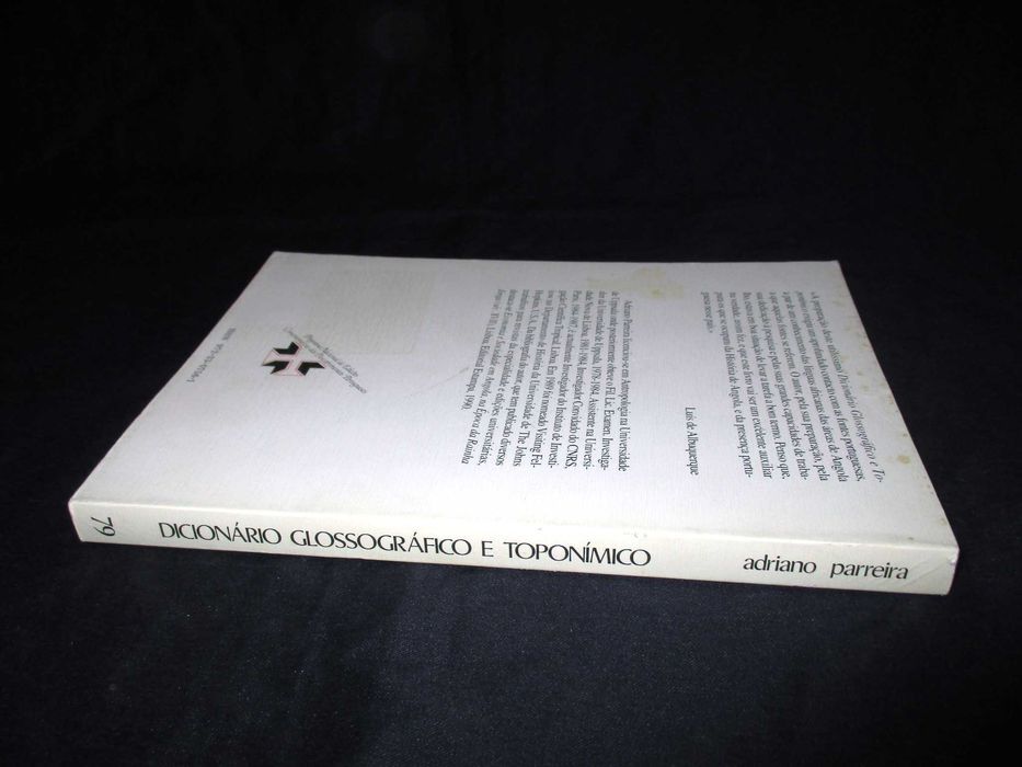 Livro Dicionário Glossográfico e Toponímico Adriano Parreira