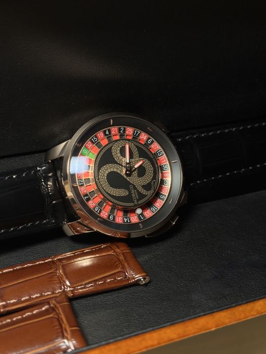 Годдиник Jacob&CO Casino