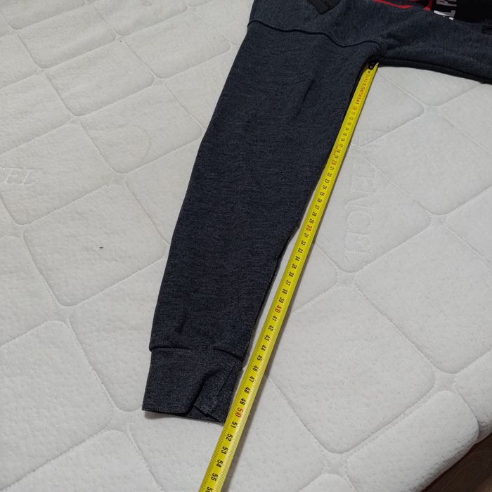 Bluza z kapturem dom z papieru 164 s unisex