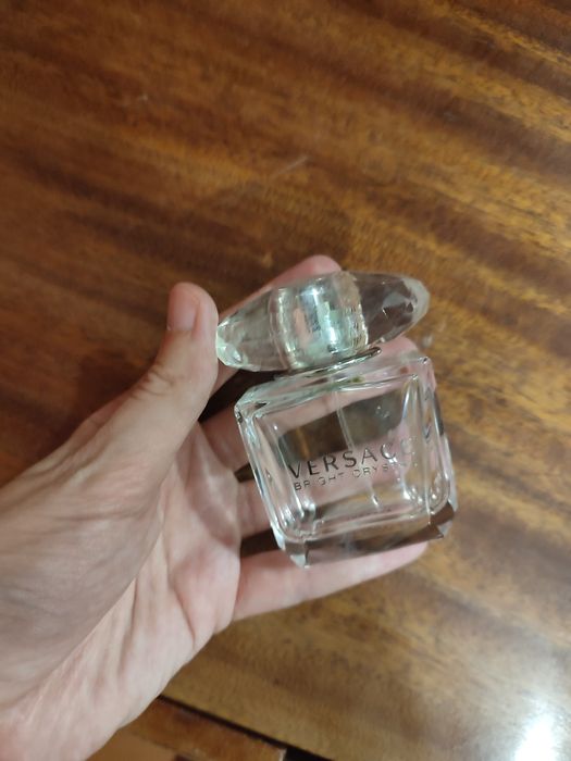 Пустий флакон від Versace