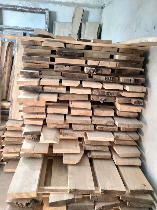 Deski brusy jesionowe