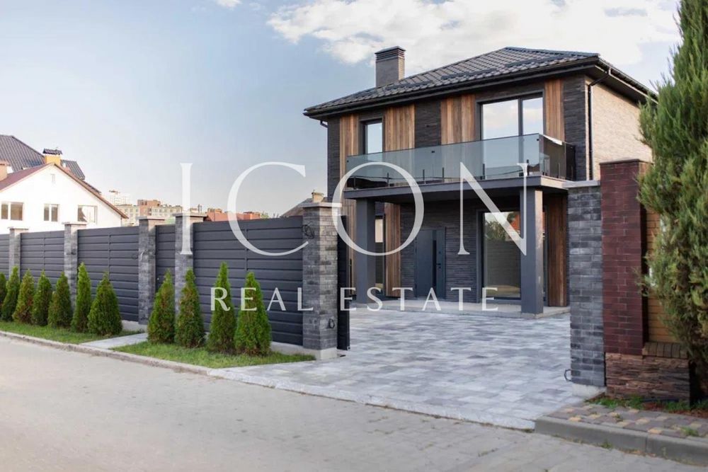 Продаж якісного будинку 200 м² у Києві | Жуляни