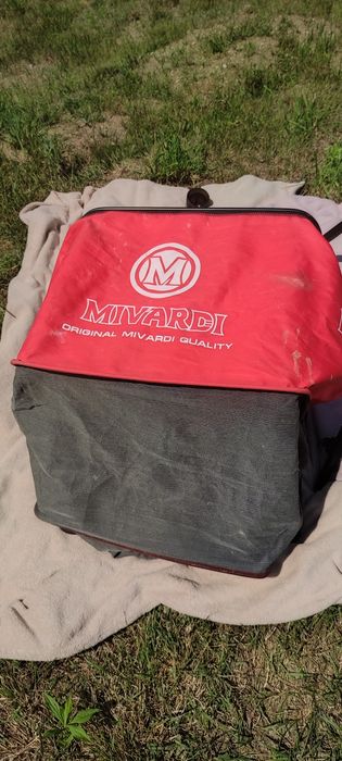 Zawodniczą siatka Mivardi 4m.