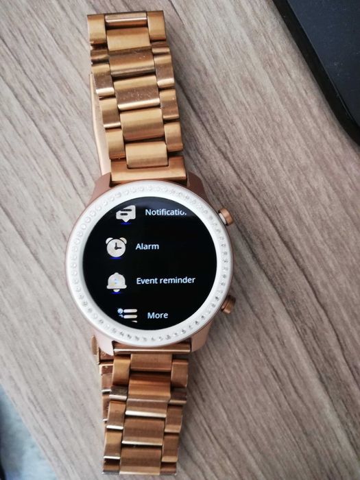 Smartwatch Amazfit GTR 42mm Edição Swarovski