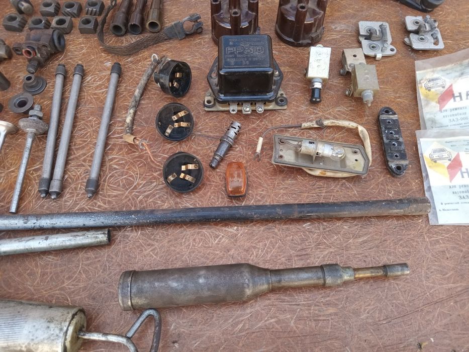 Реле регулятор и други запчасти на заз