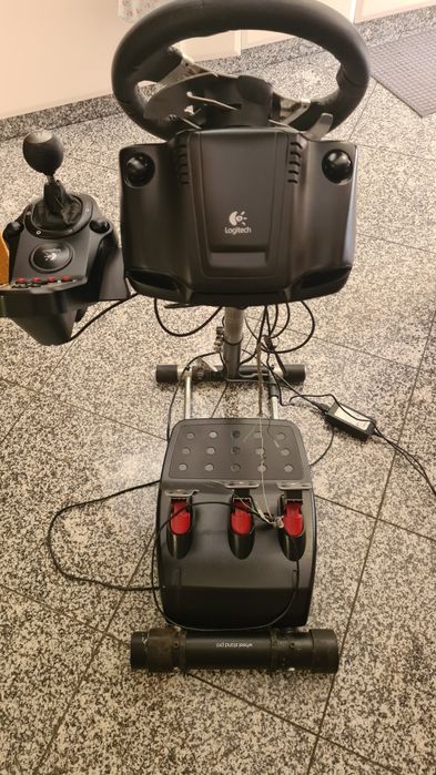 Volante Logitech G27 + Suporte WheelStand Pro