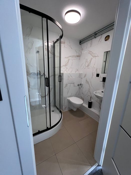 Noclegi dla Pracowników Ładzice przy A1 , wysoki standard , pok 2 os